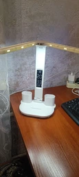 Світлодіодна настільна лампа трансформер на акумуляторі з дисплеєм 12в1 Tech Lamp - багатофункціональна з подвійним джерелом світла, календарем, термометром та тримачем для ручок, біла