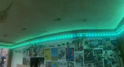 Умная светодиодная Smart LED лента RGB 5050 с Bluetooth приложением комплект 5 метров водостойкая от USB многоцветная самоклеющаяся блютуз диодная лед гирлянда ргб с пультом 5 вольт для подсветки и освещения
