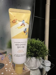Осветляющий крем с витамином C и ниацинамидом Round Lab Vita Niacinamide Dark Spot Cream 50 ml