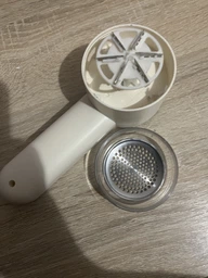 Машинка для удаления катышек Lint Remover 5 Вт, электрическая (фиолетовая) фото от покупателей 3