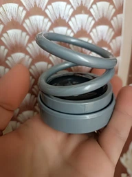 Автомобильный многоразовый ароматизатор кольца. Пахнючка для авто. Серый