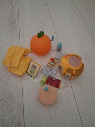 Игрушка-сюрприз MGA's Miniverse Make It Mini: Губка Боб шарик-сюрприз 59929 (35051599296)