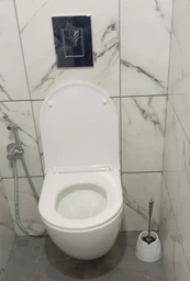 Инсталляция Grohe с безободковым круглым унитазом Koller Pool Round Slim Tornado и хромированным гигиеническим душем 6в1 (GKRSTQCRM)