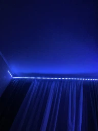Розумна світлодіодна Smart LED стрічка RGB 5050 з Bluetooth додатком комплект 5 метрів водостійка від USB багатобарвна самоклеюча блютуз діодна лед гірлянда ргб з пультом 5 вольт для підсвічування та освітлення фото від покупців 4
