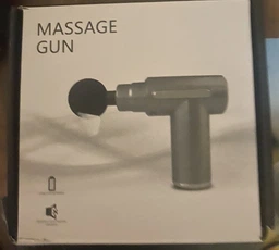 Масажер м'язовий ручний Massage Gun Акумуляторний перкусійний Масажний 4 насадки для рук ніг шиї фото від покупців 1