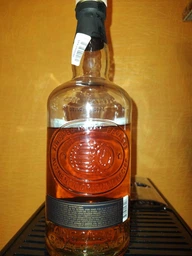 Виски MacIntyre’s Drop Blended Whisky 0.7 л 40% в подарочной упаковке (850072103693) фото от покупателей 1