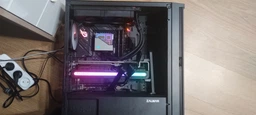 Материнська плата Asus ROG Strix B850-E Gaming Wi-Fi (sAM5, AMD B850, PCI-Ex16)