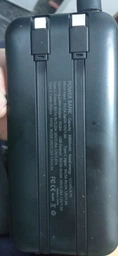 Повербанк FOYU FO-9021 30000 мАг Power Bank зовнішній акумулятор 22,5 Вт швидка зарядка Power Delivery для телефона смартфона iPhone планшета з 2 вбудованими кабелями USB Type-C Lightning LED дисплеєм ліхтариком ремінцем на 3 пристрої чорний фото від покупців 2