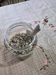 Кунжут мікс білий і чорний YESNUT! 600 г
