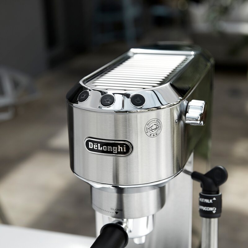 Кофеварка рожковая DELONGHI Dedica EC685.M – фото, отзывы ...