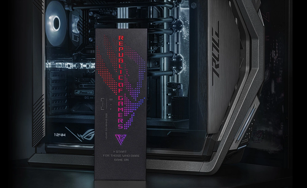 Внутренняя панель подсветки в стиле ROG в корпусе ROG Hyperion GR701