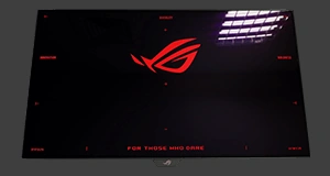 Приклад зображення на панелі TrueBlack Glossy WOLED з глибшим чорним кольором