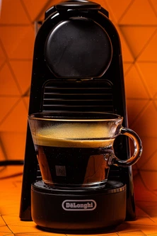 Капсульная кофемашина Nespresso Essenza Mini D30/EN85.B Black