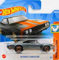 306543678.jpg