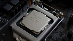 Процесcор Intel Core i7-8700K 4.7 GHz. 6 ядра/12 потока. Soket