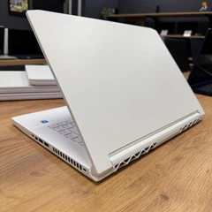 Ігровий ноутбук Acer ConceptD 7 CN715-71/ 15.6