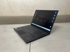 Ультрабук Lenovo ThinkPad X1 Carbon (7th Gen) / 14