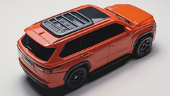 Тематична Машинка Matchbox 2024 Toyota Sequoia TRD PRO Moving