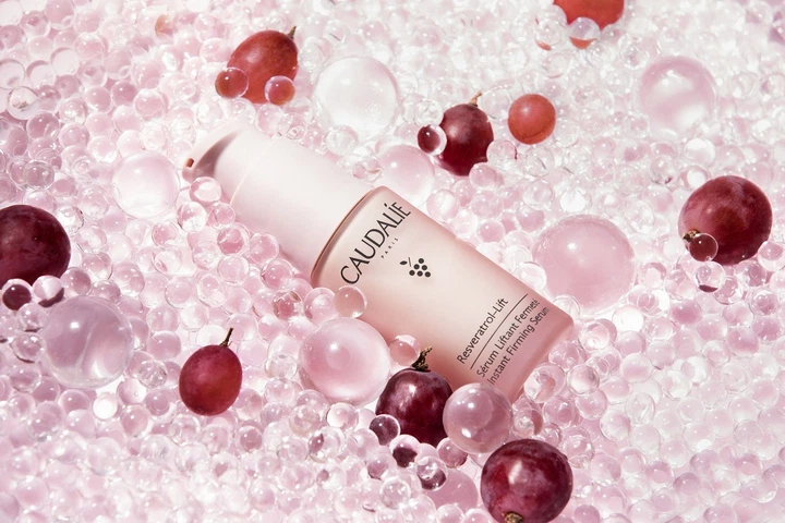 Serum ujędrniające Caudalie Resveratrol Lift 30 ml (3522930002970) - obraz 6