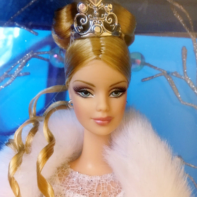 Holiday visions barbie online winter fantasy 2003 value