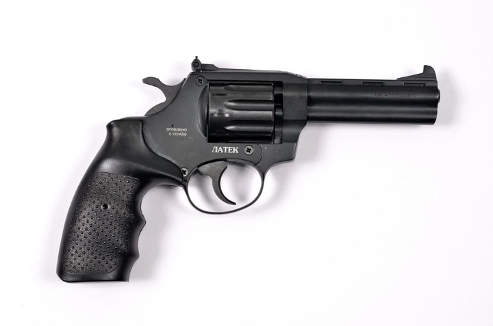 Револьвер под патрон Флобера Safari RF-441 cal. 4 мм пластиковая рукоятка, BLACK CERAKOTE - изображение 1