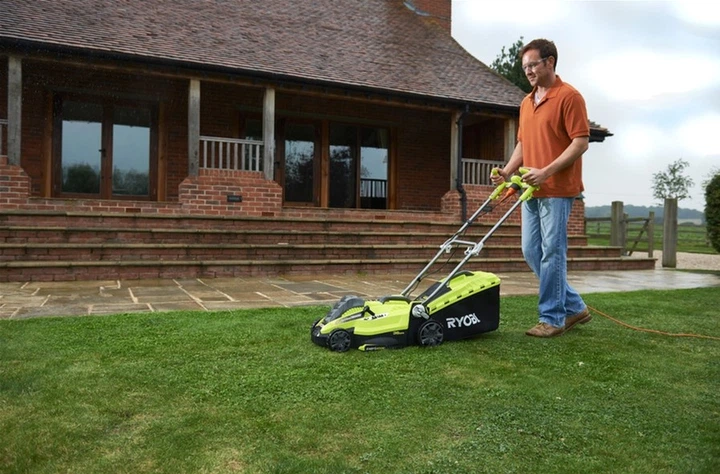 Kosiarka Ryobi RLM15E36H 220V, 1500 W, 36 cm, 45 l, 20-70 mm (5133002345) - obraz 3