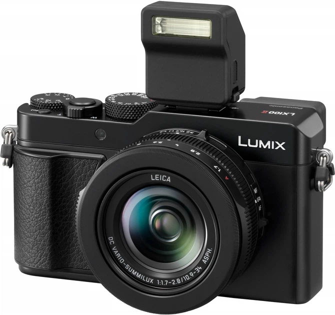Фотоаппарат Panasonic Lumix DC-LX100 II Black (DC-LX100M2EE