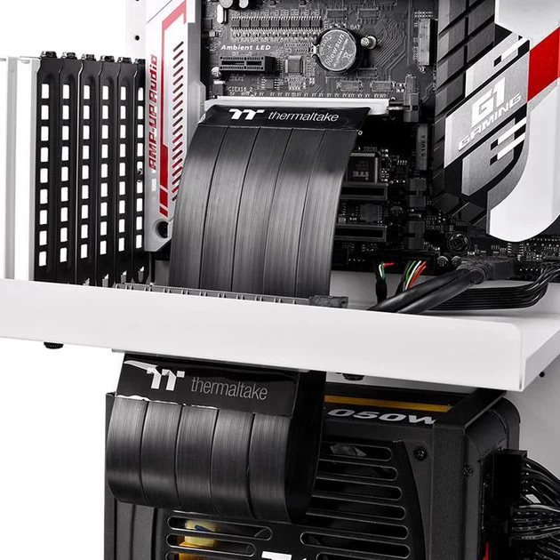 Riser Thermaltake Premium PCI-E 3.0 Extender – 300 mm (AC-045-CN1OTN-C1) - obraz 12