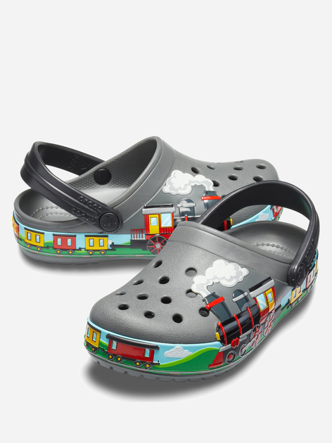 Crocs train 2025