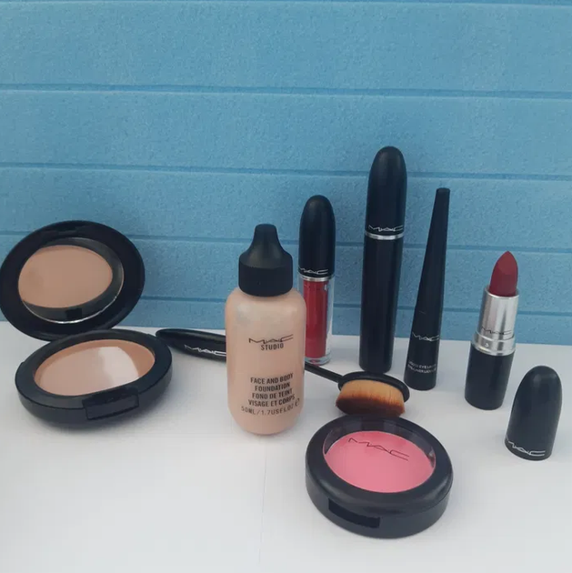 Набір декоративної косметики MAC Look in a box 8in1, подарунковий набір косметики - зображення 4