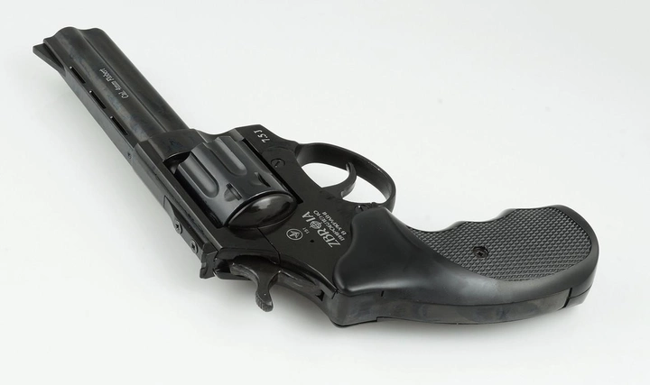 Револьвер Zbroia PROFI 4.5 чорний пластик - зображення 2