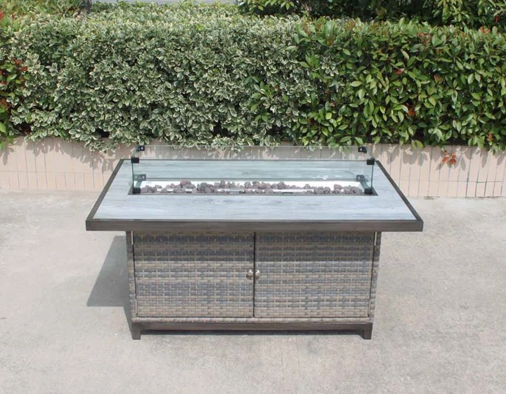 Прямокутний вуличний газовий стілкамін Lake House GRILLI 122*75 cm