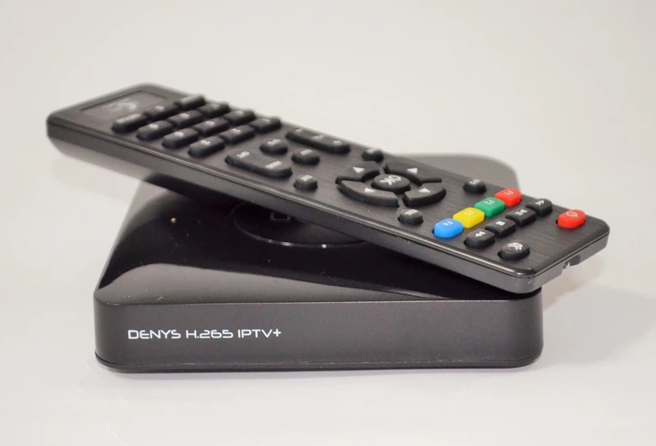 IPTV ТВ приставка uClan Denys H.265 IPTV+ - изображение 2