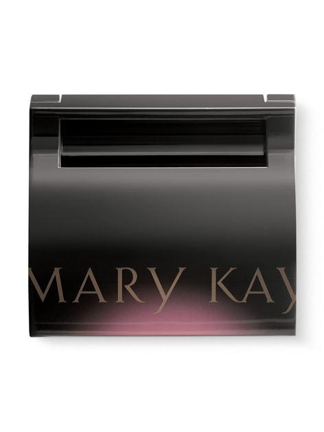 Mary Kay косметика . Губная помада, основа, футляры и кисти, румяна, карандаш для глаз