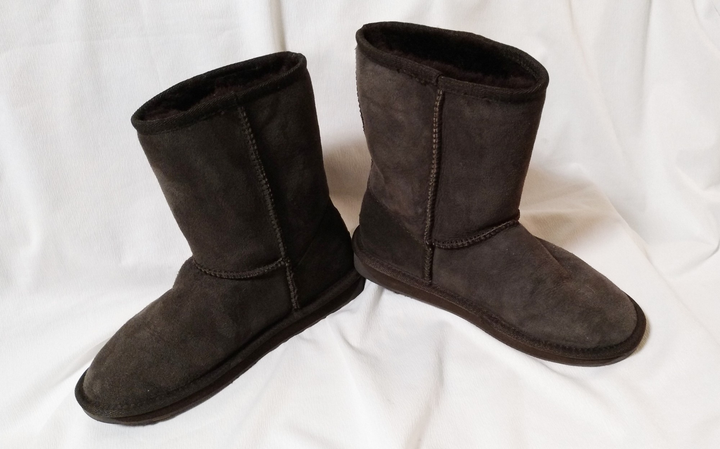 ladies emu boots