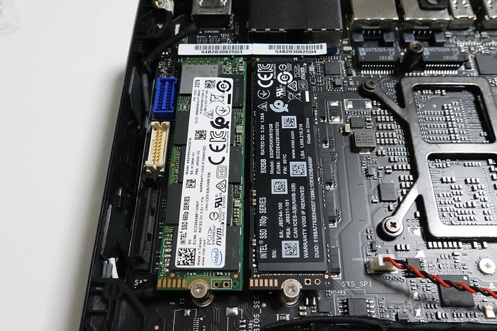 Накопитель SSD Intel 660P 2TB M.2 NVMe PCIe 3.0 x4 QLC