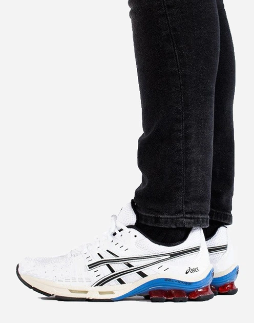 Чоловічі кросівки для бігу ASICS Gel Kinsei Og 1021A117-102 40 25.2 см Білий/Чорний (4550215592716) - зображення 5
