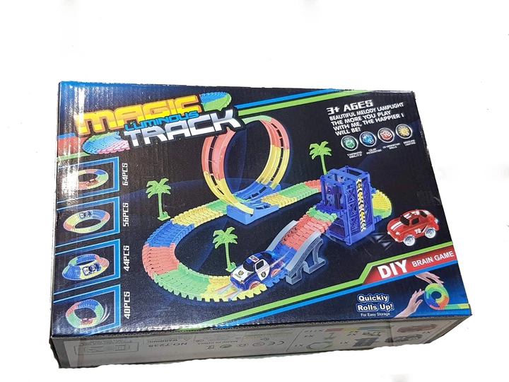 Гоночная трасса Magic Tracks на 129 деталей с лифтом - Фото 1 Гоночная трасса Magic Tracks на 129 деталей с лифтом - изображение 1