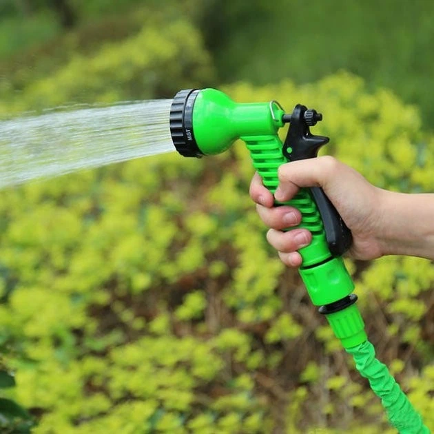 Садовый Шланг Magic Hose для полива саморастягивающийся с водным распылителем 7 режимов 75 м Зелёный - изображение 3