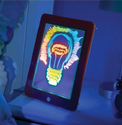 Світловий планшет для малювання Magic Pad 3D Sketchpad + набір трафаретів - Фото 6 Світловий планшет для малювання Magic Pad 3D Sketchpad + набір трафаретів - зображення 6