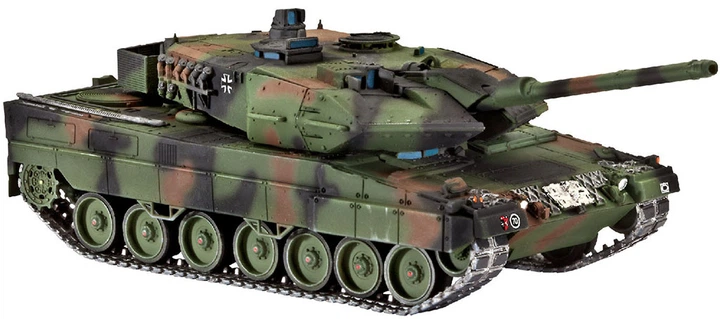 Збірна модель Revell Танк Leopard 2A6/A6M Масштаб 1:72 168 шт (4009803031804) - зображення 2