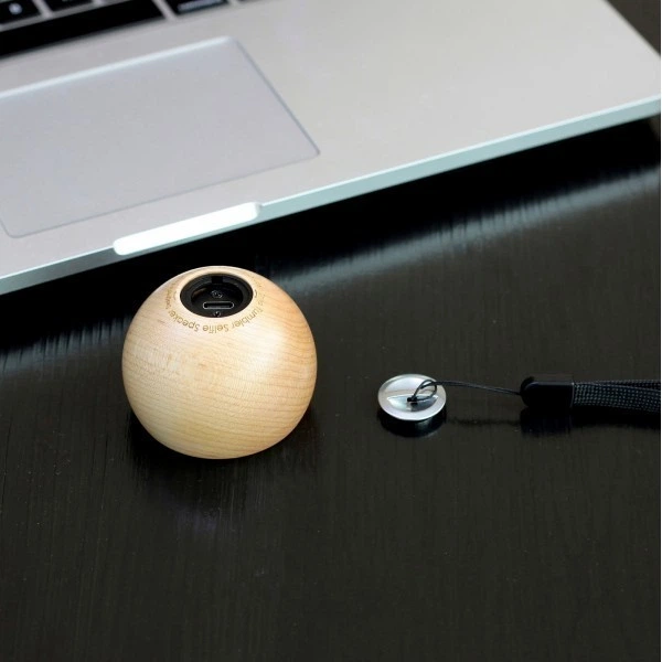 Бездротова колонка Gingko Tumbler Selfie 3 Вт Bluetooth V5.0 (Клен) - Фото 2 Бездротова колонка Gingko Tumbler Selfie 3 Вт Bluetooth V5.0 (Клен) - зображення 2