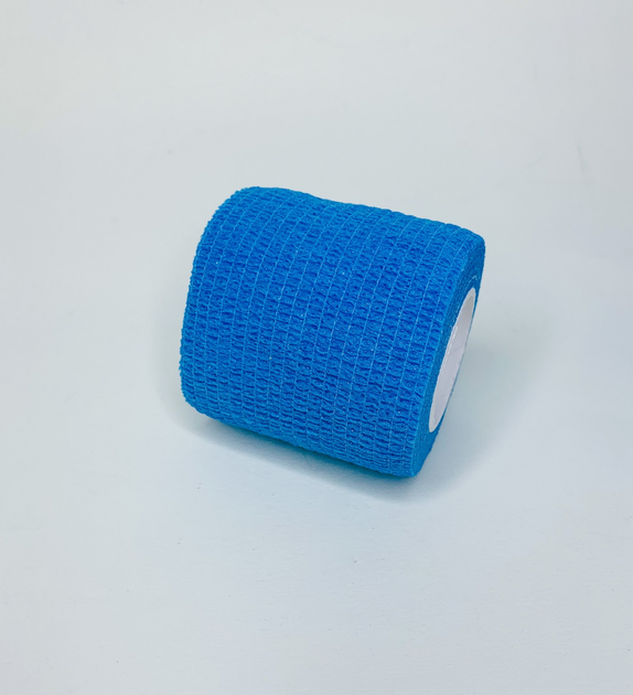 Бинт эластичный Coban фиксирующий самоскрепляющийся Кобан голубой 5 см х 4,5 м - изображение 2