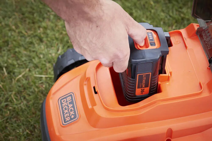 Газонокосилка аккумуляторная Black+Decker (BCMW3336L2) - изображение 2