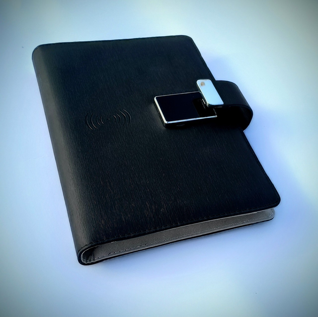 Ежедневник Business Powerbank с цифровым замком + беспроводной зарядкой ...