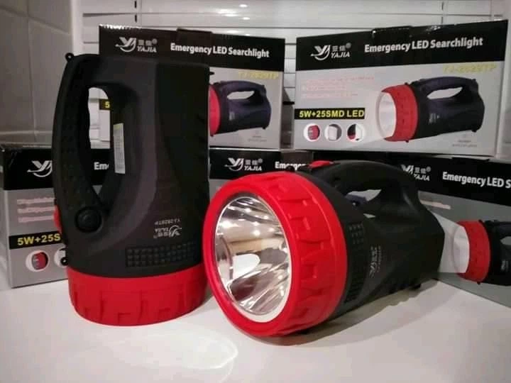 Ручний світлодіодний LED-ліхтар з ремінцем YAJIA YJ-2829TP 5W+25LED - зображення 2