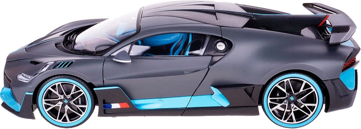 Автомодель Bburago Bugatti Divo Темно-сіра 1:18 (4893993110452) - зображення 2