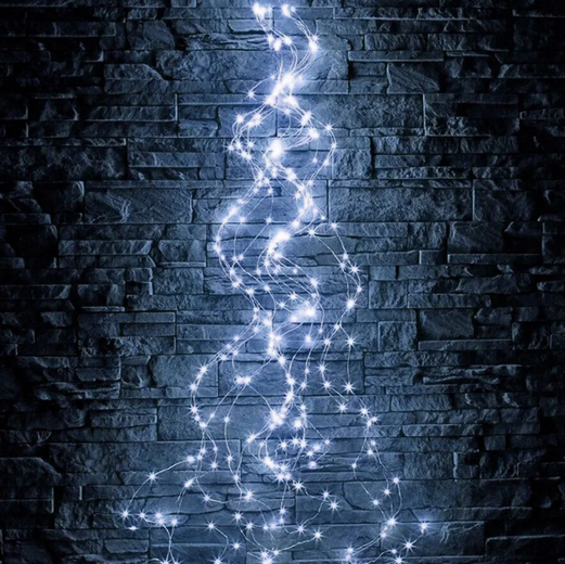 Гірлянда Кінський хвіст 200 LED 10 ліній по 2 м, 20 діодів, нитка (білий) на батарейках - Фото 1 Гірлянда Кінський хвіст 200 LED 10 ліній по 2 м, 20 діодів, нитка (білий) на батарейках - зображення 1