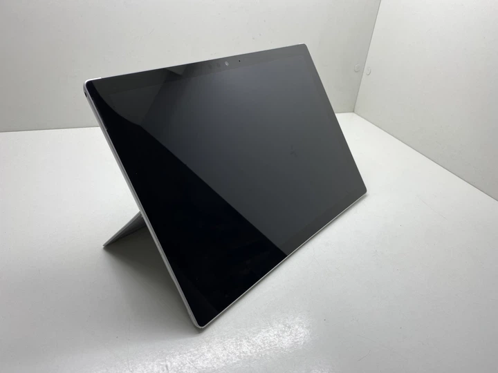 Планшет Microsoft Surface Pro 5 1796  IPS  Core I5  8 GB  256