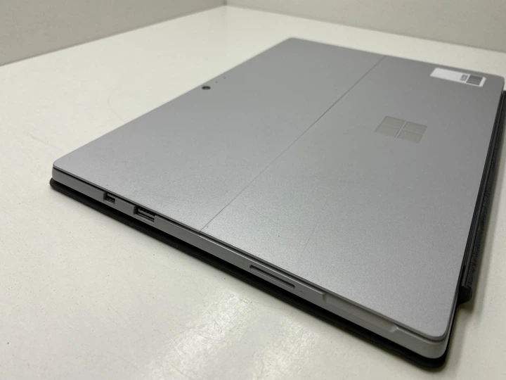 Планшет Microsoft Surface Pro 6 1796  IPS  Core I5-8350U  8 GB